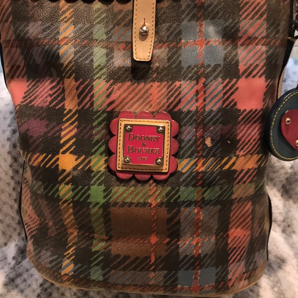 Dooney & Bourke purse